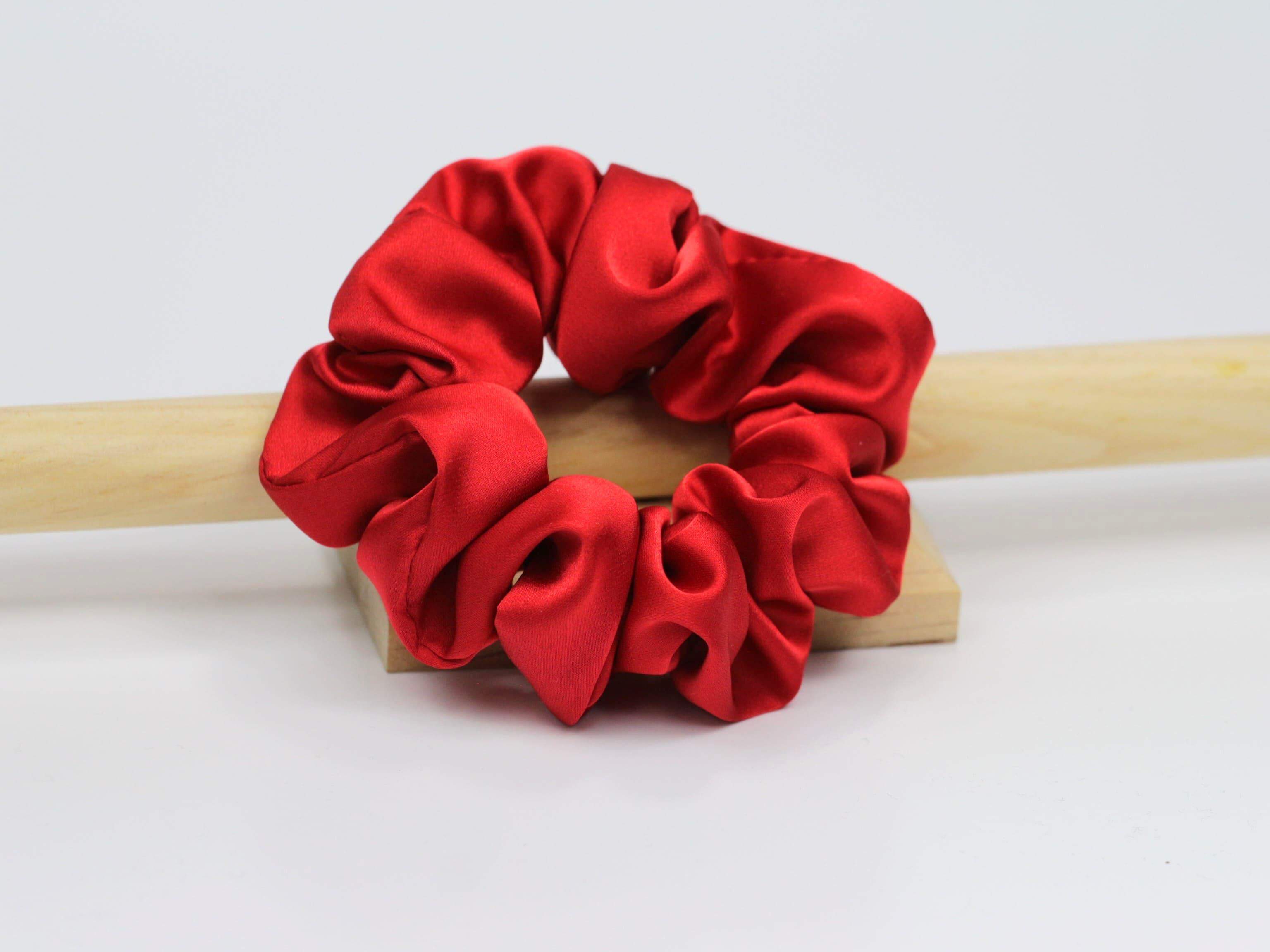 Scrunchie MEDIUM - intensywna czerwień