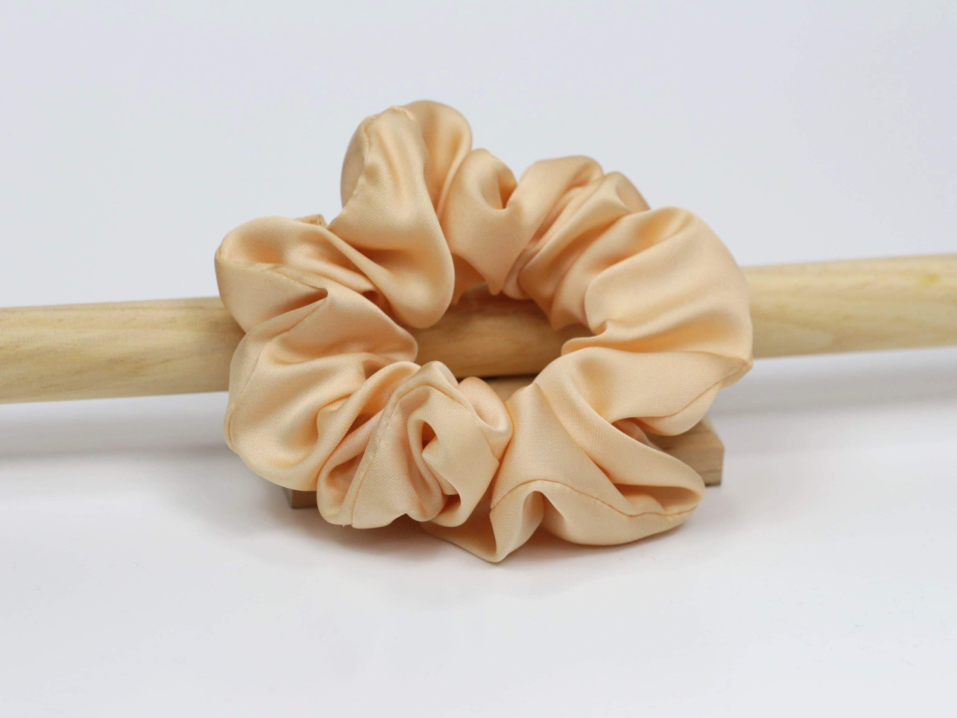 Scrunchie MEDIUM - pastelowa żółć