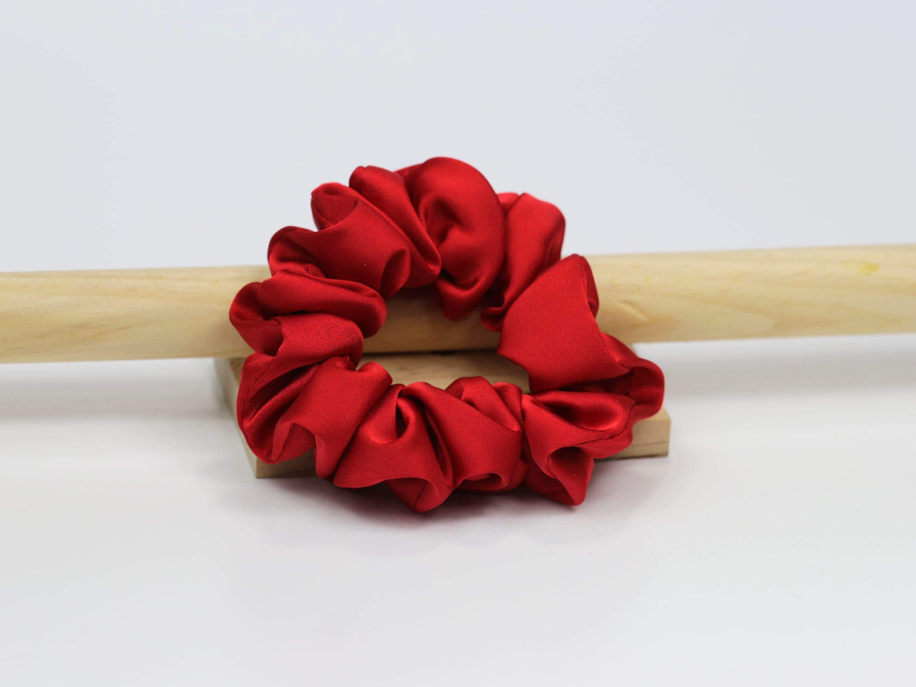Scrunchie SMALL - intensywna czerwień