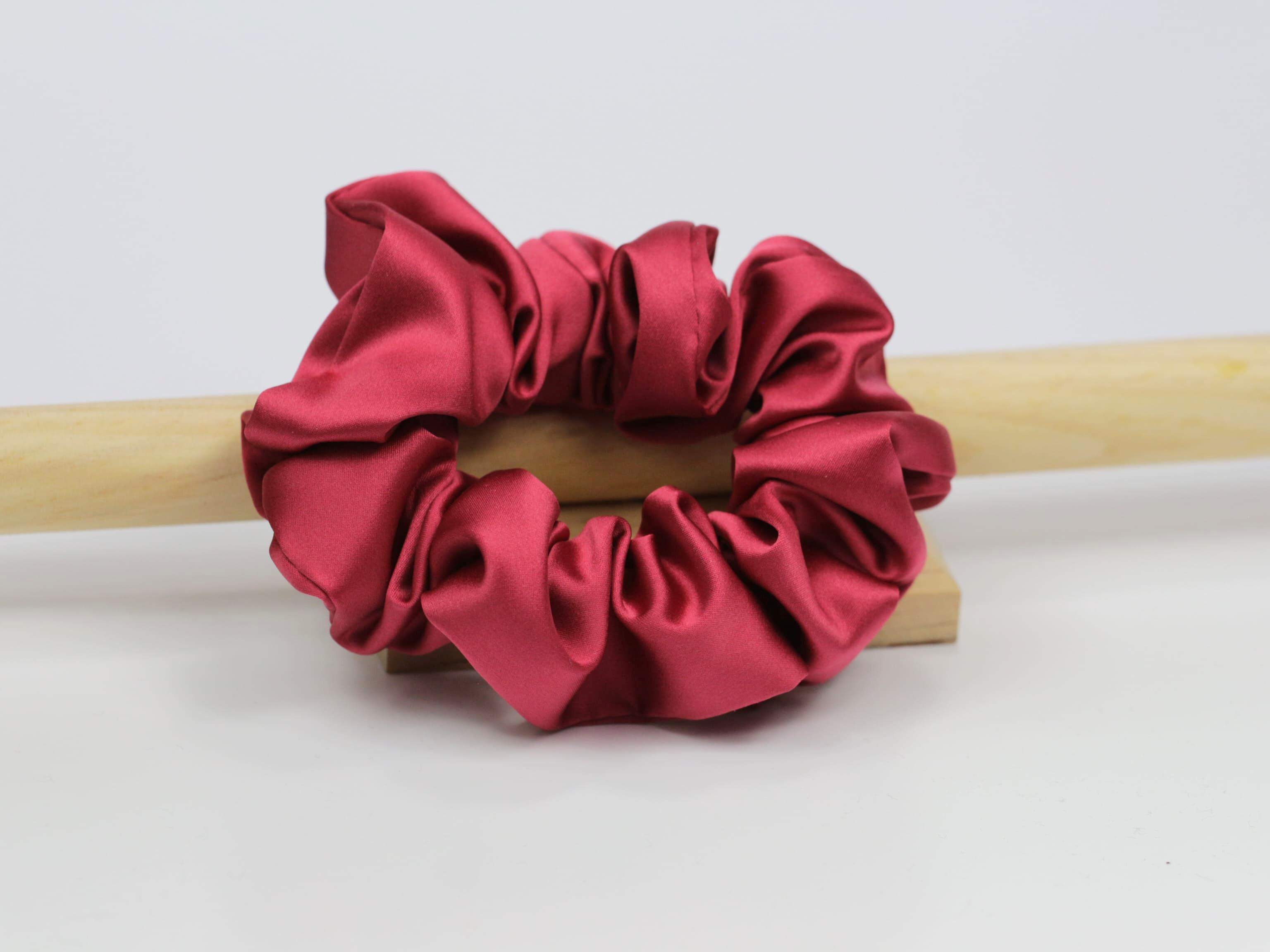 Scrunchie MEDIUM - zgaszona czerwień